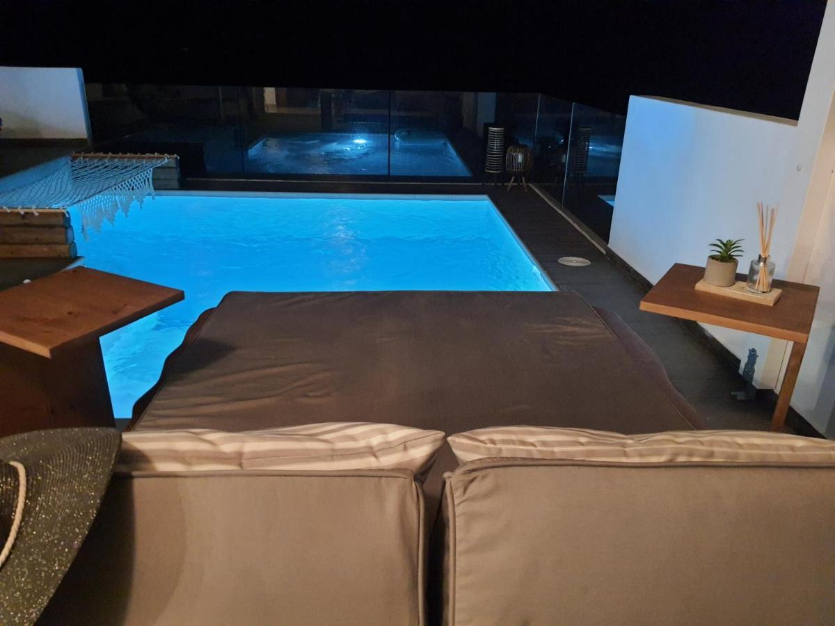 Tramonto Luxury Villa No2 - Breathtaking Sunset View Foinikion Bagian luar foto